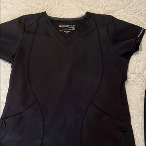WonderWink Women's Black scrub set